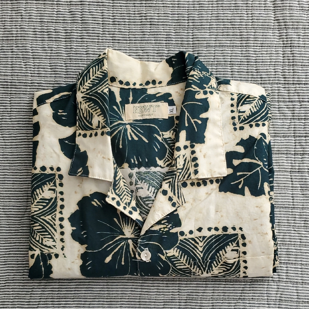 NEWT Men's Short Sleeve Hawaiian Shirt in Cream and Dark Teal